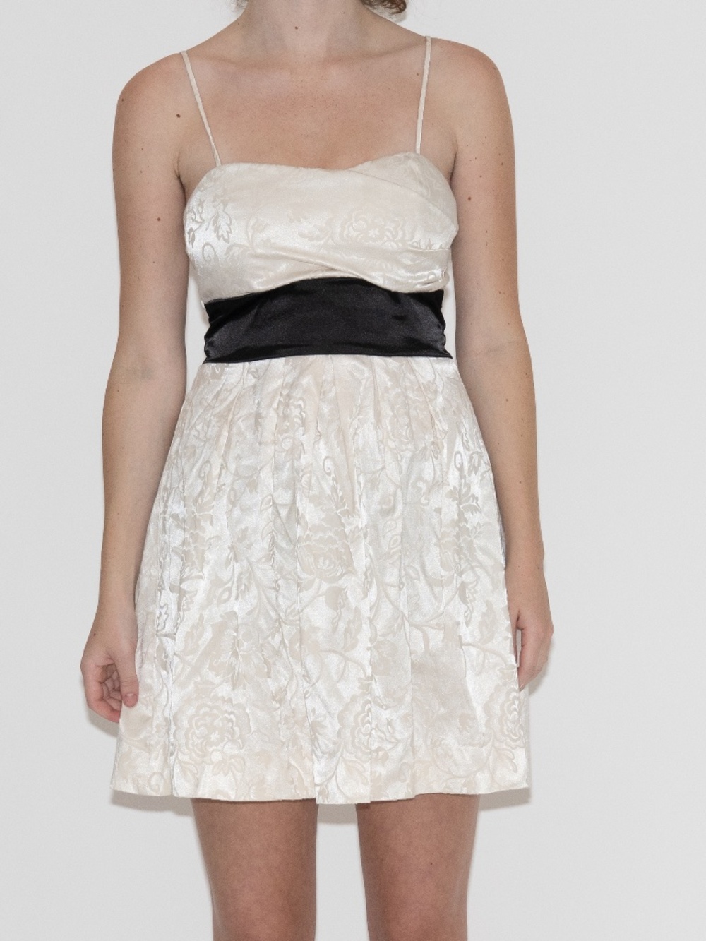 Y2k formal mini dress cream w/ sash flower texture size 9 speechless